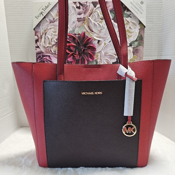 🥰MICHAEL Michael Kors Large Pocket Tote in Red with Brown Pocket - Picture 2 of 15